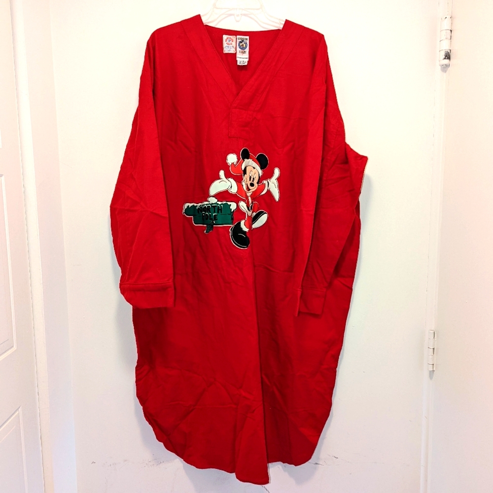 New! Vintage! Mickey Mouse Holiday Nightshirt Sleep